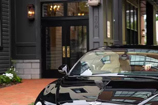 212 King Street S, Leesburg, VA 20175 - Photo 2