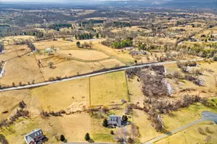 39054 Old Stage Pl, Waterford, VA 20197 - Photo 2