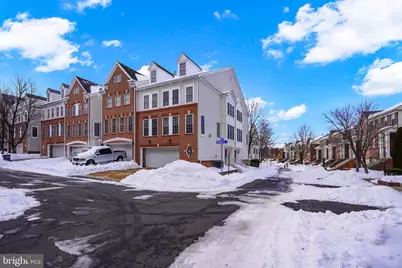 20863 Cosworth Terrace, Sterling, VA 20165 - Photo 2