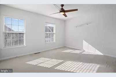 22941 Fontwell Square, Sterling, VA 20166 - Photo 16