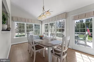 25708 Howerton Dr, Chantilly, VA 20152 - Photo 32