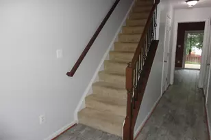 24673 Nettle Mill Square, Aldie, VA 20105 - Photo 4