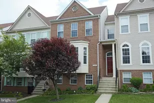 21240 Millwood Square, Sterling, VA 20165 - Photo 1