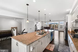 23737 Hopewell Manor Terrace, Ashburn, VA 20148 - Photo 8