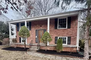 114 Prince St NE, Leesburg, VA 20176 - Photo 2