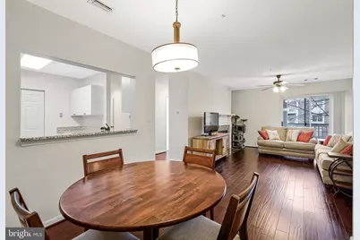 20320 Beechwood Terrace #203, Ashburn, VA 20147 - Photo 8