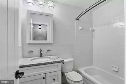 141 N Fillmore Avenue N #10, Sterling, VA 20164 - Photo 16