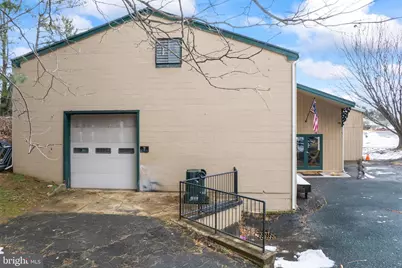 105 E Cornwell Lane, Purcellville, VA 20132 - Photo 6