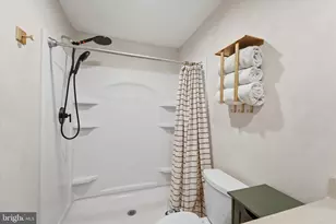 17551 Falls Pl, Round Hill, VA 20141 - Photo 46