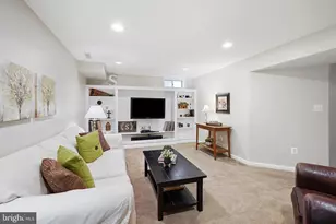 20435 Willowmere Ct, Sterling, VA 20165 - Photo 46