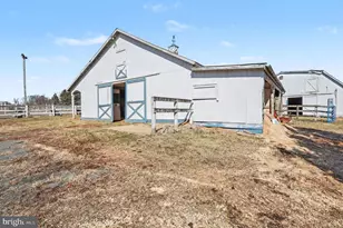 22244 Sam Fred Rd, Middleburg, VA 20117 - Photo 8