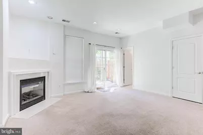 21896 Hawksbury, Broadlands, VA 20148 - Photo 6