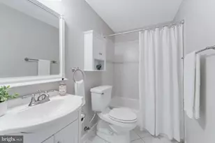 22876 Ashton Woods Dr, Brambleton, VA 20148 - Photo 78