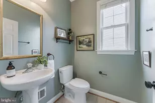 22876 Ashton Woods Dr, Brambleton, VA 20148 - Photo 42