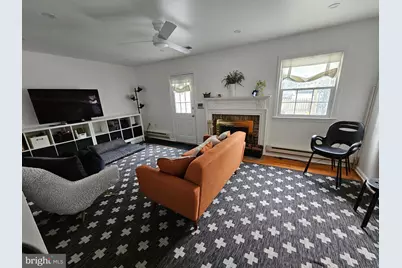 309 Rock Spring Drive SW, Leesburg, VA 20175 - Photo 4