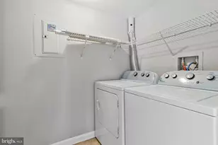 119 Westwick Ct, Sterling, VA 20165 - Photo 20