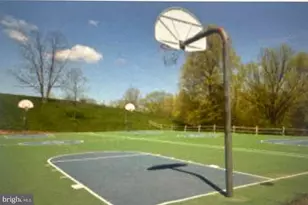 119 Westwick Ct, Sterling, VA 20165 - Photo 22