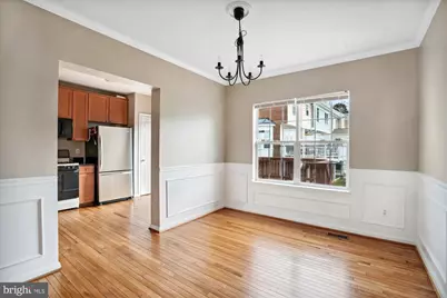 25404 Upper Clubhouse Drive, Chantilly, VA 20152 - Photo 10