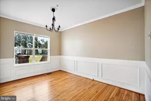 25404 Upper Clubhouse Dr, Chantilly, VA 20152 - Photo 8