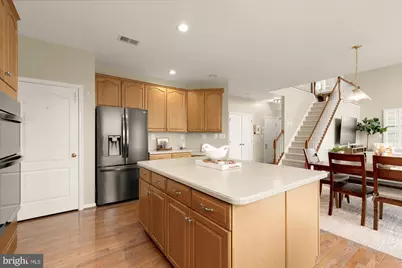 43592 Lucketts Bridge Circle, Ashburn, VA 20148 - Photo 28