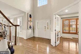 43592 Lucketts Bridge Cir, Ashburn, VA 20148 - Photo 8