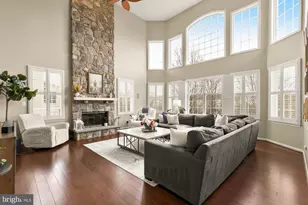 43592 Lucketts Bridge Cir, Ashburn, VA 20148 - Photo 12