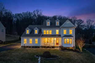 41712 Wakehurst Pl, Leesburg, VA 20176 - Photo 2