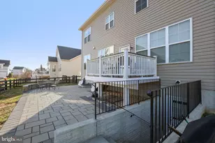 17904 Ridgewood Pl, Round Hill, VA 20141 - Photo 24