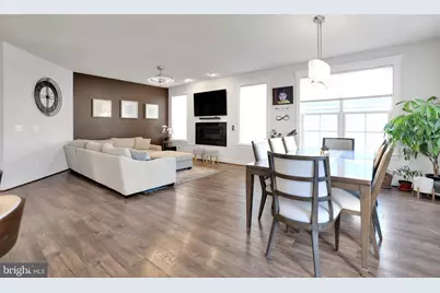 17904 Ridgewood Place, Round Hill, VA 20141 - Photo 16