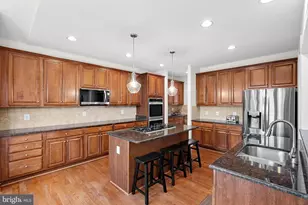19033 Quiver Ridge Dr, Leesburg, VA 20176 - Photo 10