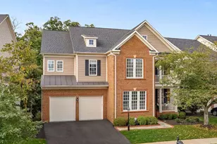 19033 Quiver Ridge Dr, Leesburg, VA 20176 - Photo 2