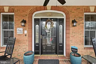 520 Clagett St SW, Leesburg, VA 20175 - Photo 6