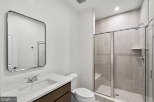 23017 Blue Eagle Ter, Ashburn, VA 20148 - Photo 34