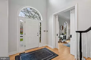 22527 Forest Run Dr, Ashburn, VA 20148 - Photo 18