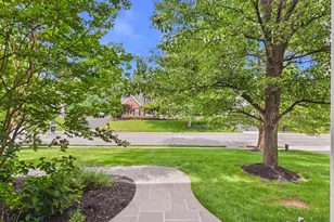 22527 Forest Run Dr, Ashburn, VA 20148 - Photo 4