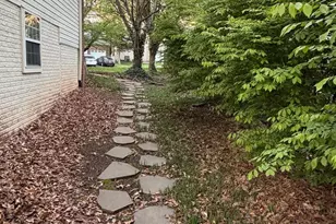 47569 Saulty Dr, Sterling, VA 20165 - Photo 8