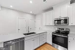 1035 Inferno Ter SE, Leesburg, VA 20175 - Photo 8