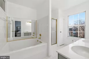 21113 Chandler Ct, Sterling, VA 20164 - Photo 18