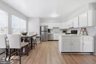 21113 Chandler Court, Sterling, VA 20164 - Photo 2