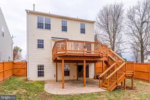 21765 Tottenham Hale Ct, Sterling, VA 20166 - Photo 2