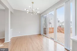 21765 Tottenham Hale Ct, Sterling, VA 20166 - Photo 12