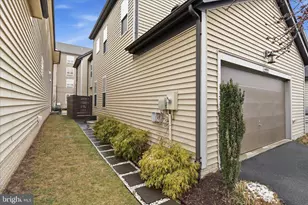 44537 Neponset St, Ashburn, VA 20147 - Photo 46