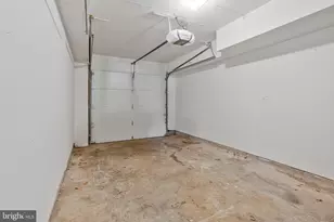 20572 Willoughby Square, Sterling, VA 20165 - Photo 36