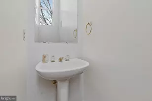 20572 Willoughby Square, Sterling, VA 20165 - Photo 18