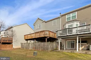 20572 Willoughby Square, Sterling, VA 20165 - Photo 42