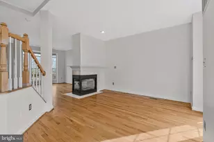 20572 Willoughby Square, Sterling, VA 20165 - Photo 14