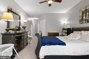 24546 Byrne Meadow Square, Aldie, VA 20105 - Photo 20