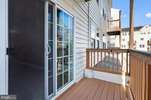 24546 Byrne Meadow Square, Aldie, VA 20105 - Photo 12