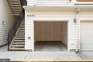 24546 Byrne Meadow Square, Aldie, VA 20105 - Photo 46