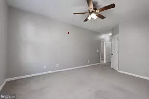 24546 Byrne Meadow Square, Aldie, VA 20105 - Photo 26